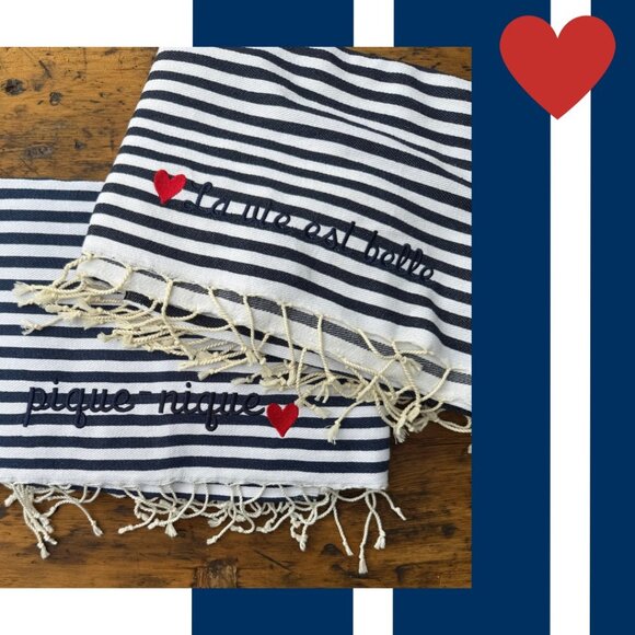 French Kiss Turkish Towel